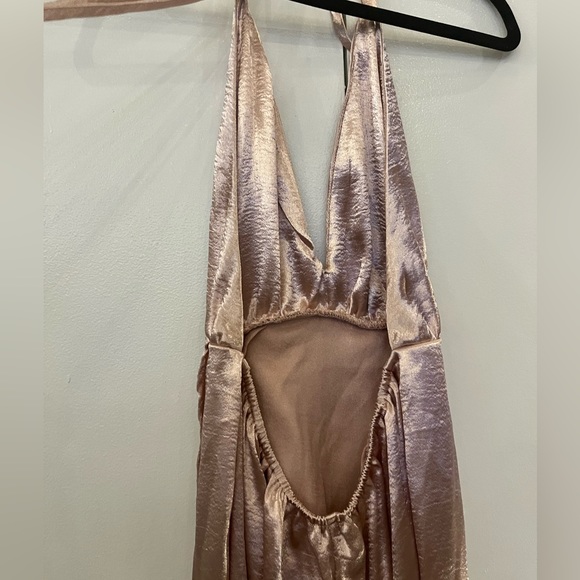 2/$30: Shein blush pink gorgeous gown with open back and slit - Picture 6 of 7